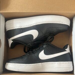 Nike Kids Sneakers Black and White